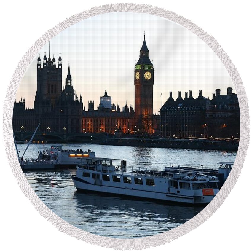 London Round Beach Towel featuring the photograph Lighting Up Time on the Thames by Jeremy Hayden