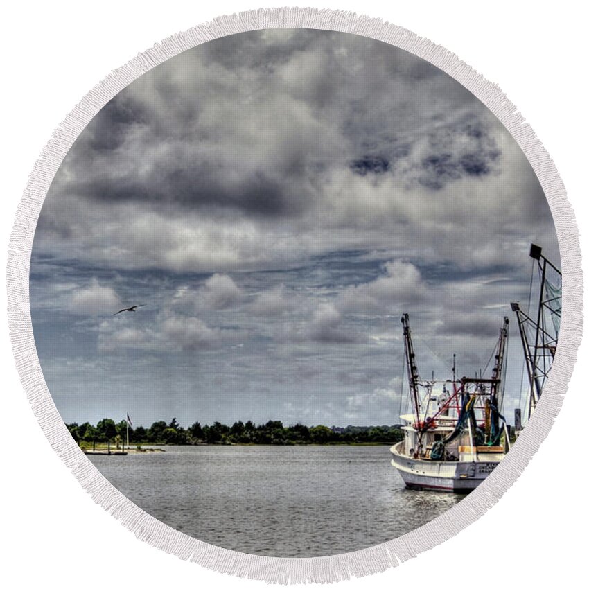 Swansboro North Carolina Round Beach Towel featuring the photograph Little Shrimpers  by Benanne Stiens