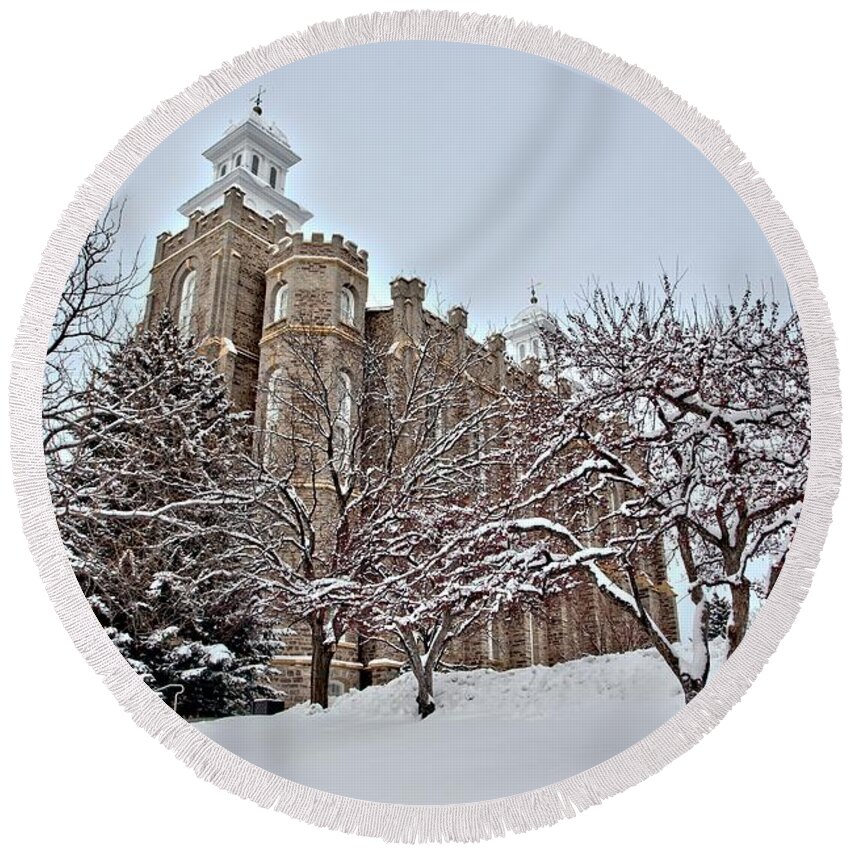 Logan Round Beach Towel featuring the photograph Logan Temple Winter by David Andersen