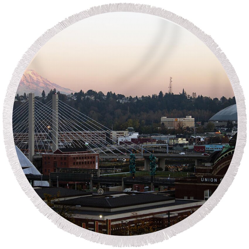 Tacoma Round Beach Towel featuring the photograph Lost in a Memory by Edward Hawkins II