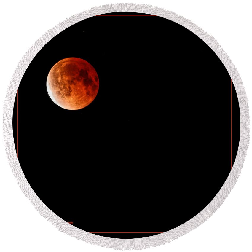 Moon Round Beach Towel featuring the photograph Lunar Eclipse April 15 2014 by Lucy VanSwearingen