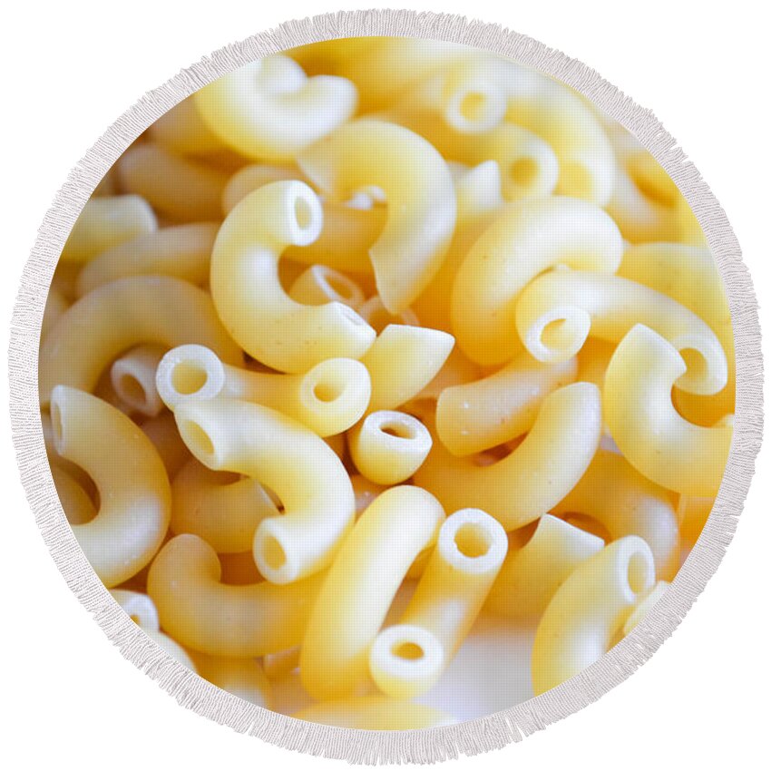 Food Round Beach Towel featuring the photograph Macaroni 2 by Andrea Anderegg