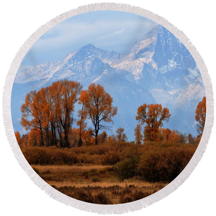 Autumn Round Beach Towel featuring the photograph Majestic Backdrop by David Andersen