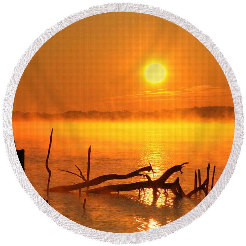 Sunrise Round Beach Towel featuring the photograph Mantis Sunrise by Roger Becker