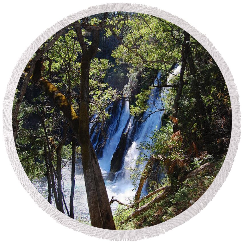Mcarthur-burney Falls Memorial State Park Round Beach Towel featuring the photograph McArthur-Burney Falls Side View by Debra Thompson