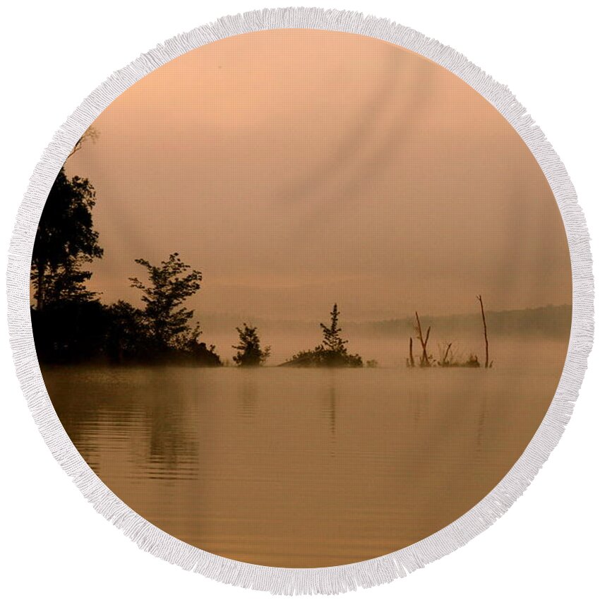 Lake Round Beach Towel featuring the photograph Misty Morning Solitude by Neal Eslinger