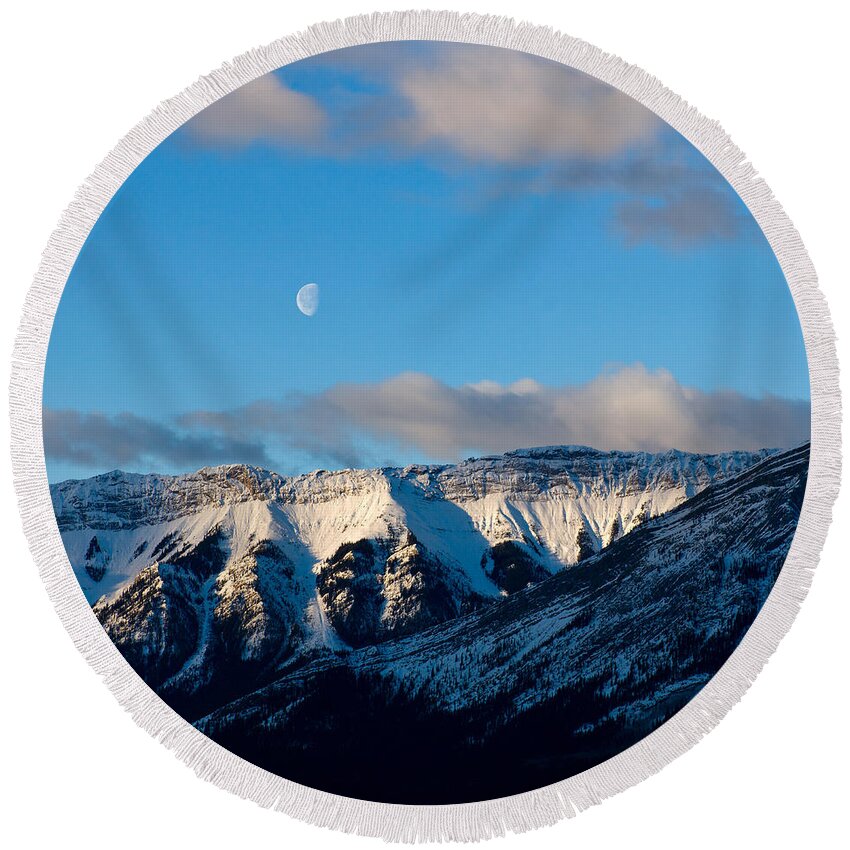 Night Round Beach Towel featuring the photograph Morning in Mountains by Alexander Fedin