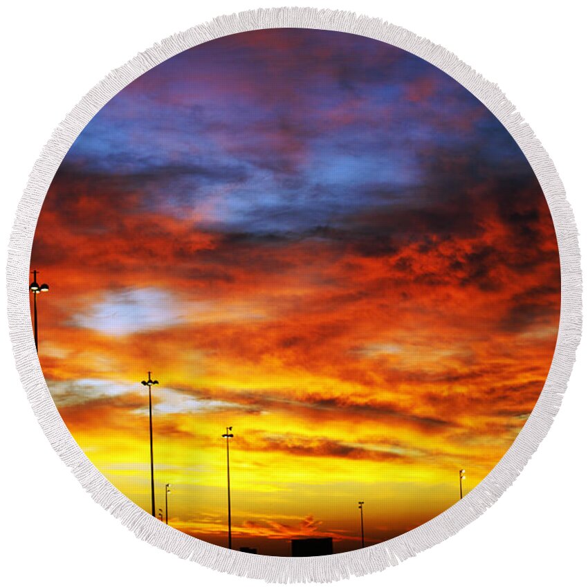 Dallas Round Beach Towel featuring the photograph Morning Sky by Edward Hawkins II