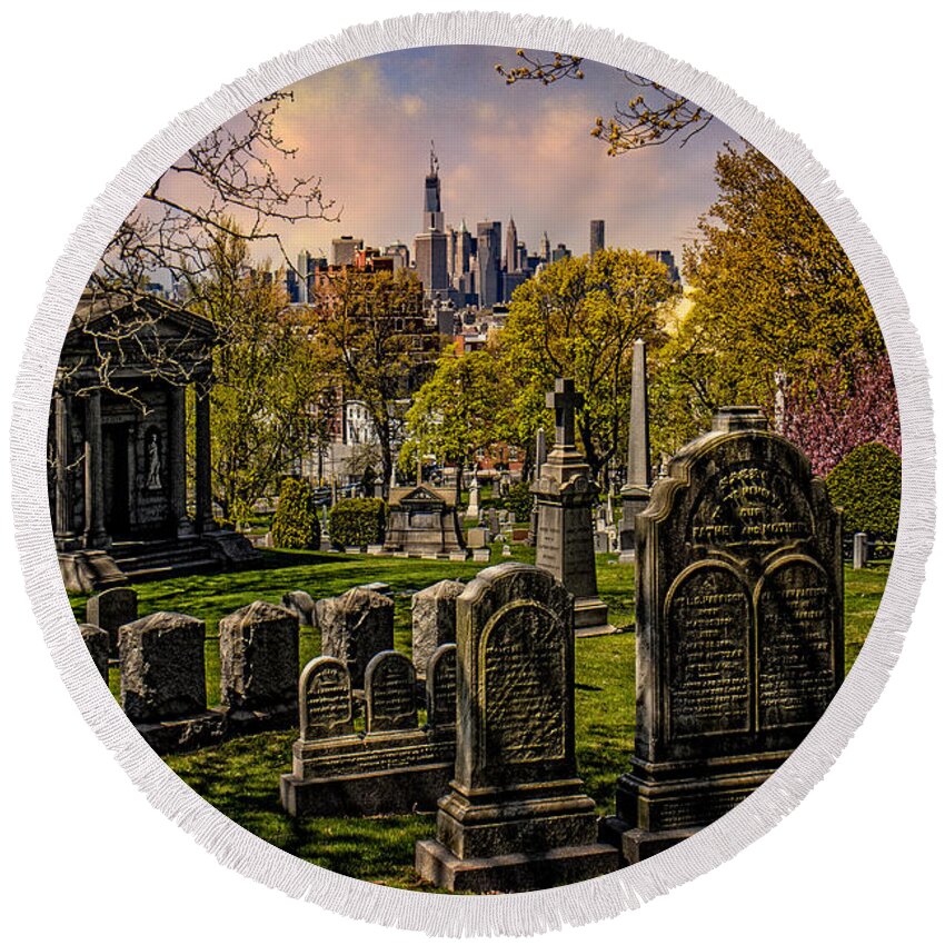 Cemetery Round Beach Towel featuring the photograph New York From City to City by Chris Lord