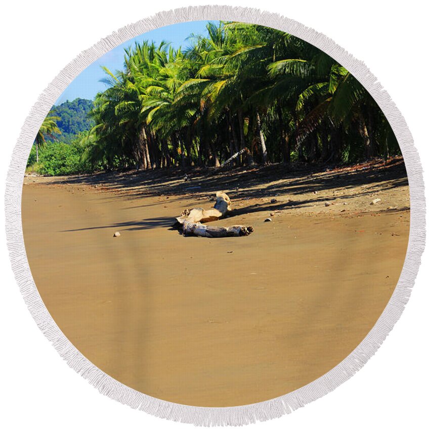 Costa Rica Round Beach Towel featuring the photograph No footprint beach by Bob Hislop