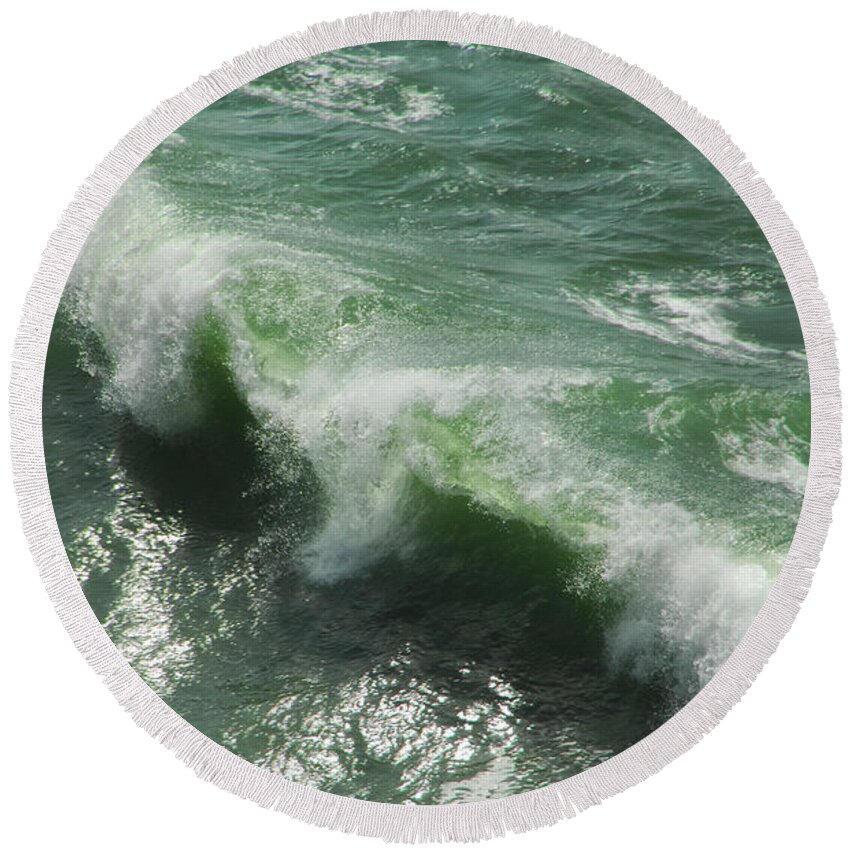 Ocean Round Beach Towel featuring the photograph Pacific Rim by Donna Blackhall