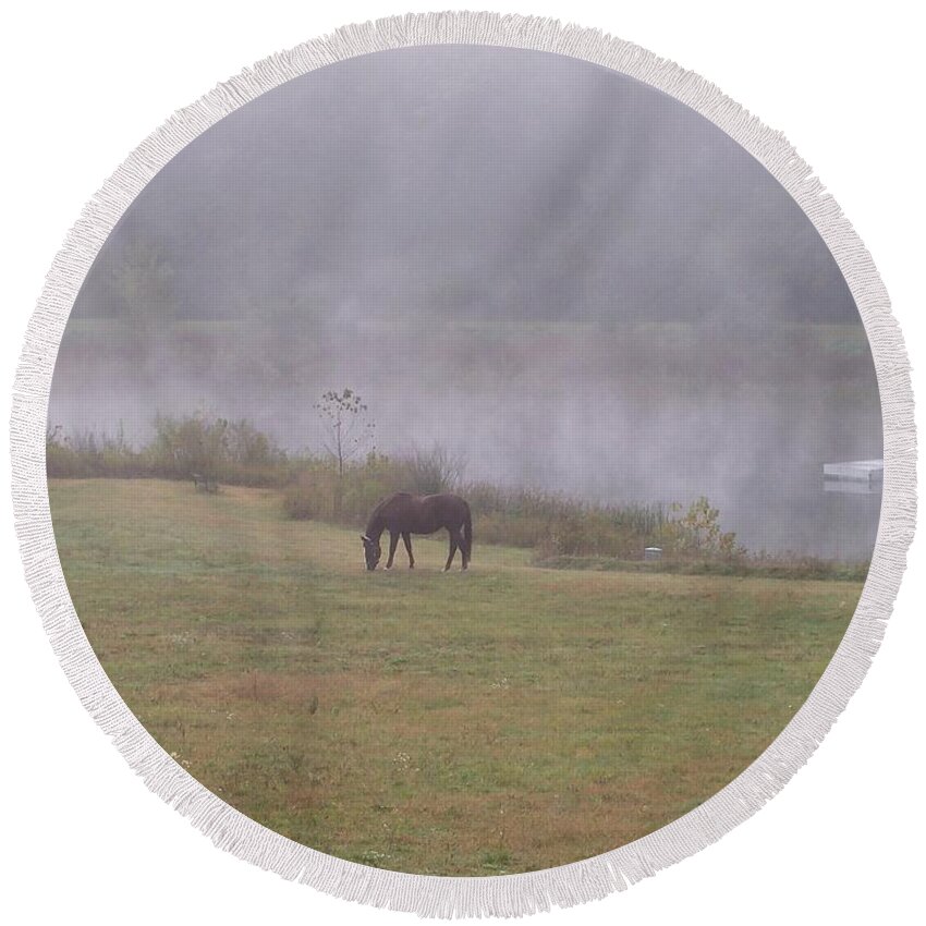 Horse Round Beach Towel featuring the photograph Paradise by Amy Porter