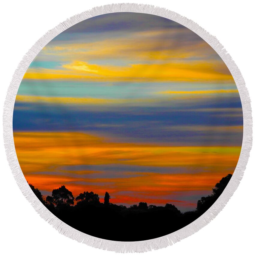 Sunrise Round Beach Towel featuring the photograph Pastel Sunrise by Mark Blauhoefer