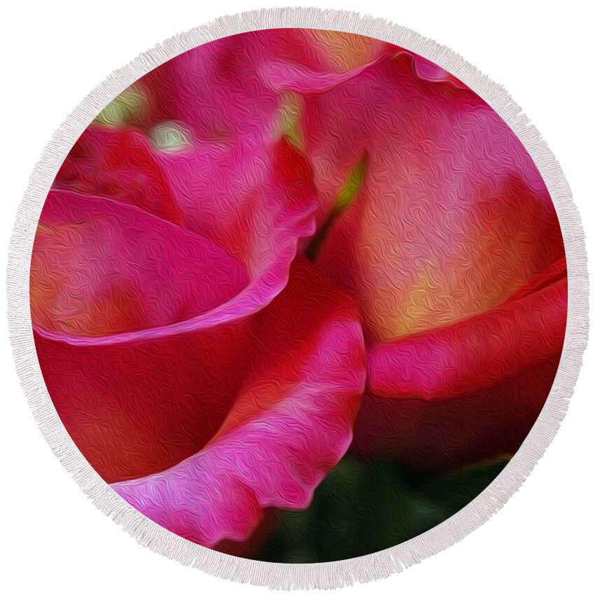 Roses Round Beach Towel featuring the digital art Picture Perfect by Teri Schuster