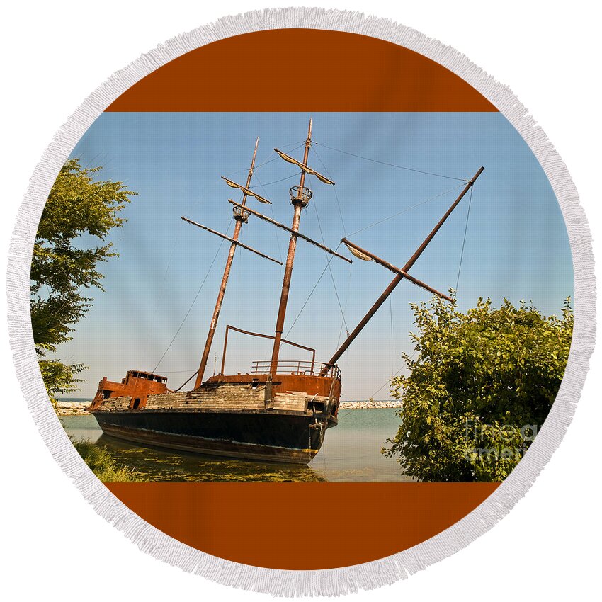 Arson Round Beach Towel featuring the photograph Pirate Ship or Sailing Ship by Sue Smith