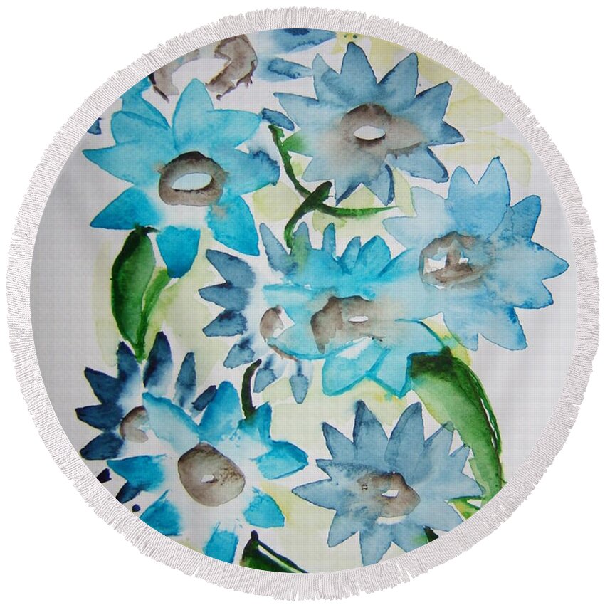 Flower Round Beach Towel featuring the painting Pointy Petals by Elaine Duras