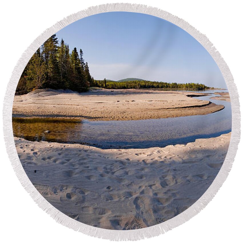 Lake Superior Round Beach Towel featuring the photograph Prisoners Cove  by Doug Gibbons