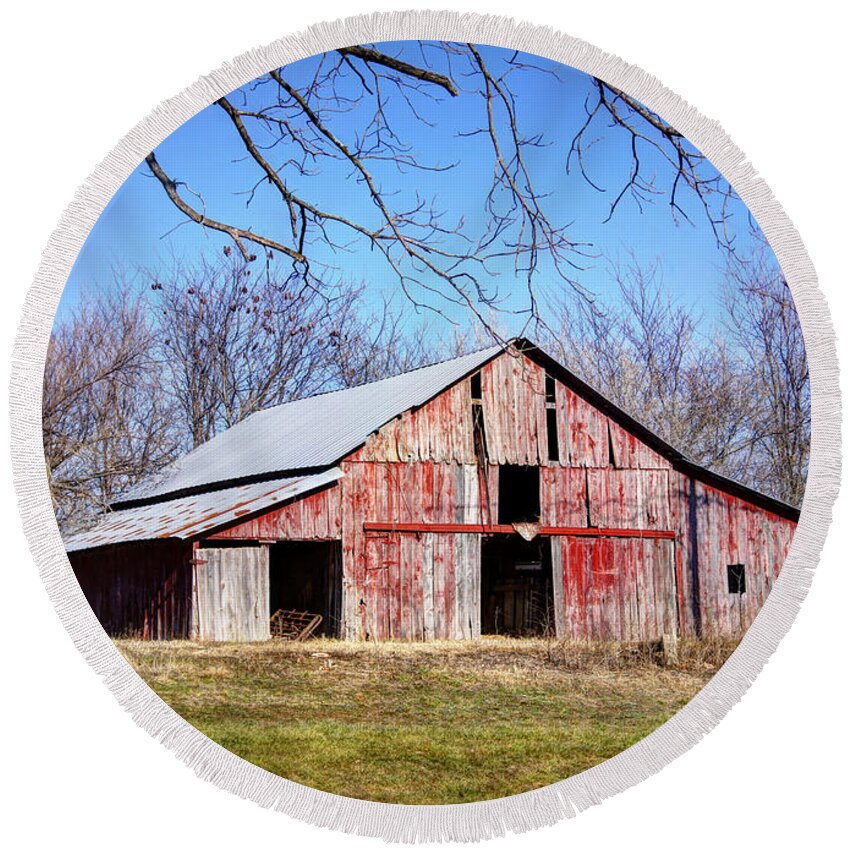 Rural Round Beach Towel featuring the photograph Red Barn on the Hill by Cricket Hackmann
