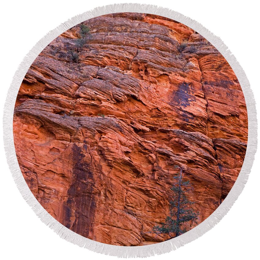 Autumn Round Beach Towel featuring the photograph Red Cliff by Fred Stearns