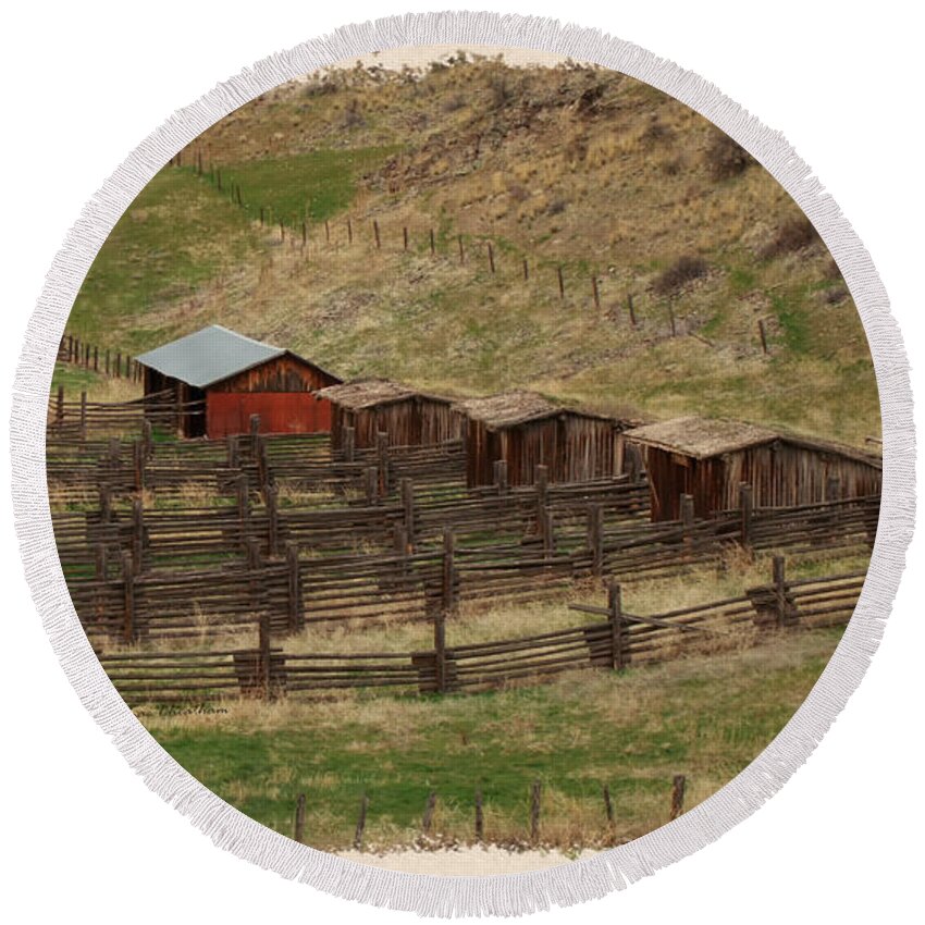 Old Fences Round Beach Towel featuring the photograph Remount Depot - 2 by Kae Cheatham