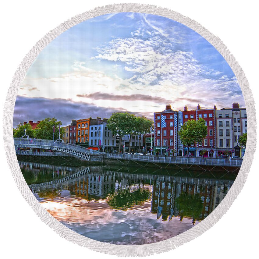  Ha'penny Bridge Round Beach Towel featuring the painting River Liffey by Alex Art