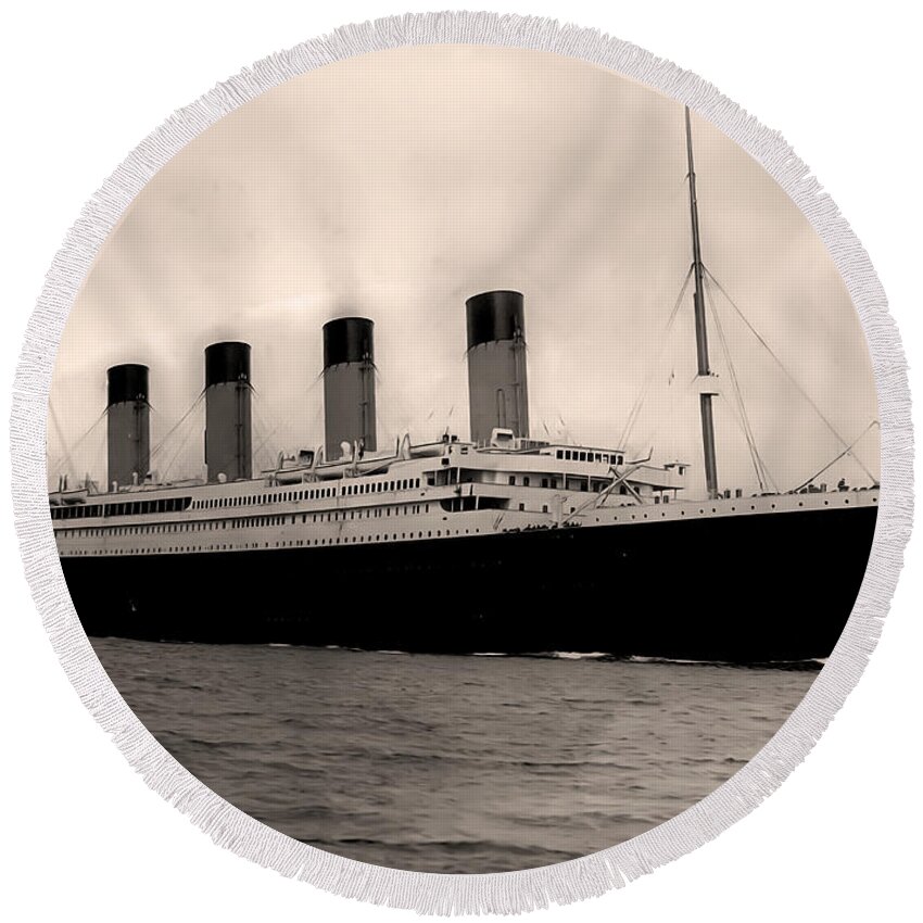 Rms Titanic Round Beach Towel featuring the photograph RMS Titanic by Bill Cannon
