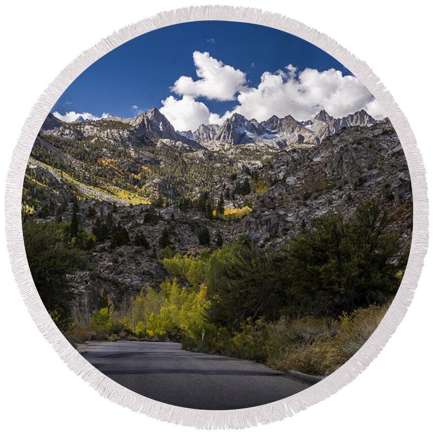 California Round Beach Towel featuring the photograph Road to North Lake by Cat Connor