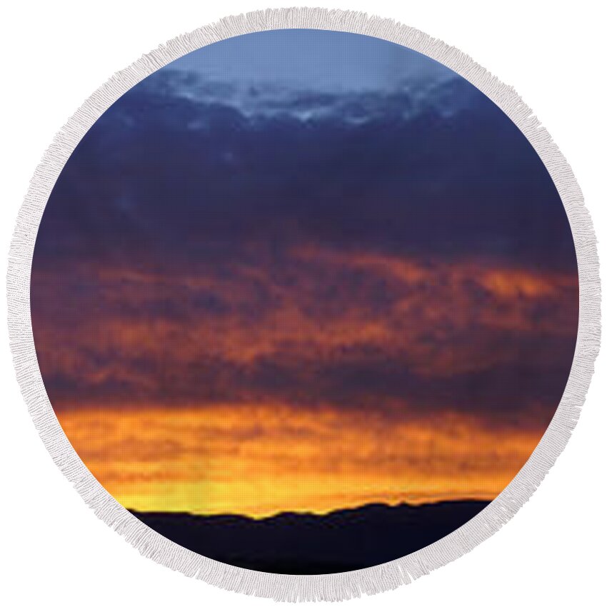 Rogue Valley Round Beach Towel featuring the photograph Rogue Valley Sunset Panoramic by Mick Anderson
