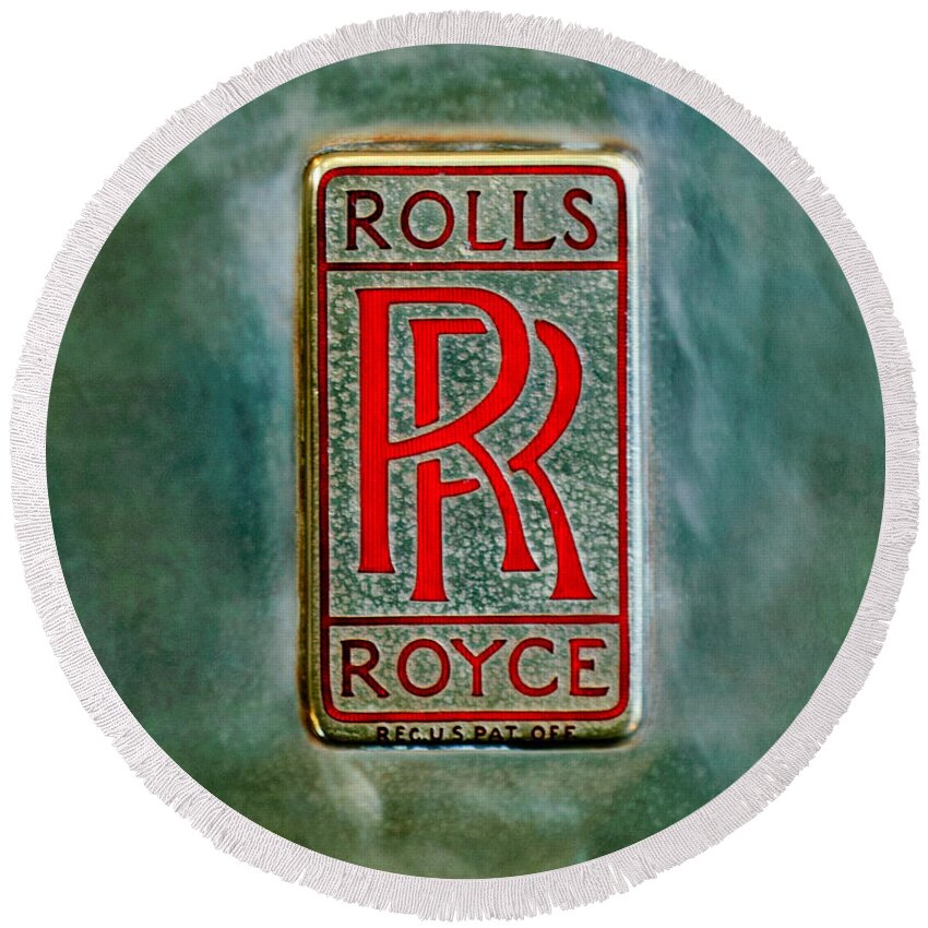 Rolls-royce Emblem Round Beach Towel featuring the photograph Rolls-Royce Emblem -1801c by Jill Reger