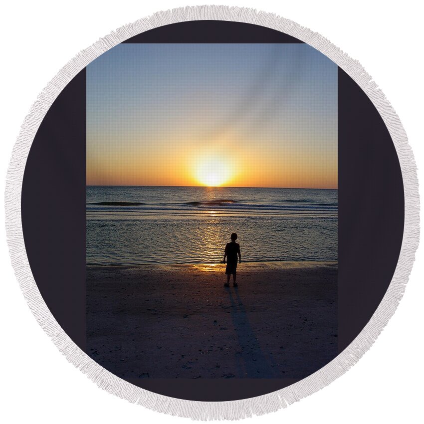 Sunset Round Beach Towel featuring the photograph Sand Key Sunset by David Nicholls
