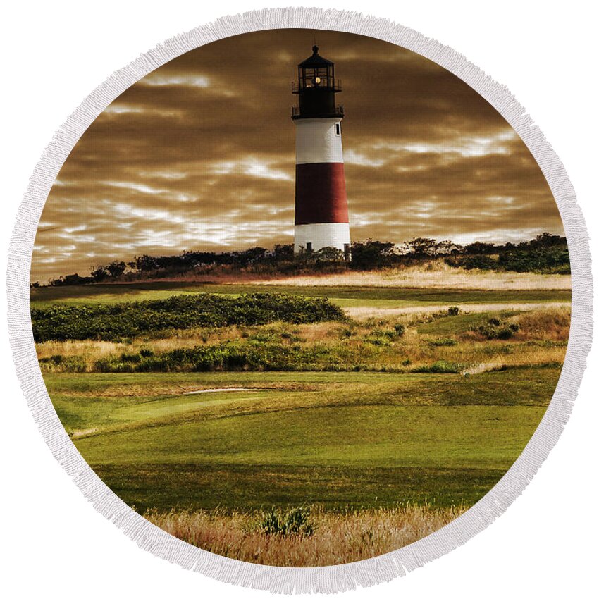 Great Landscape Round Beach Towel featuring the photograph Sankaty Head Lighthouse in Nantucket by Mitchell R Grosky