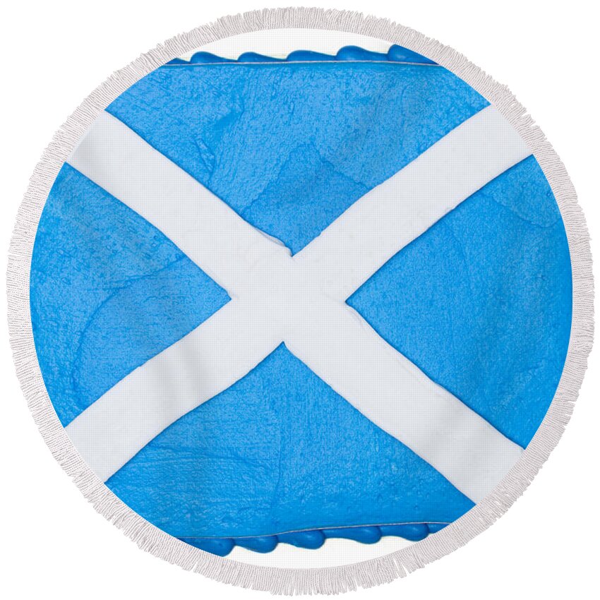 Patriotism Round Beach Towel featuring the photograph Scottish Cake by Diane Macdonald