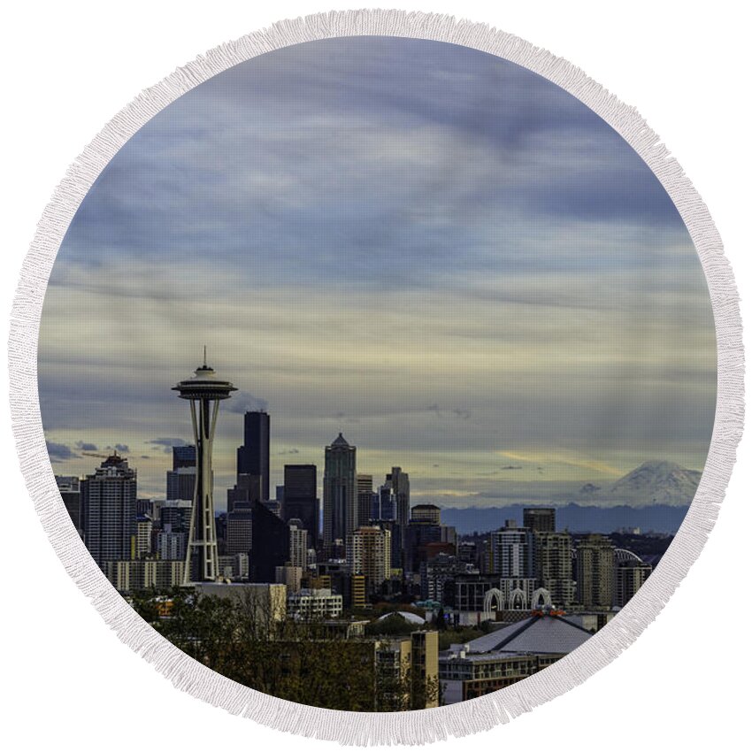 Seattle Skyline Round Beach Towel featuring the photograph Seattle Skyline Sunset by Jonathan Davison