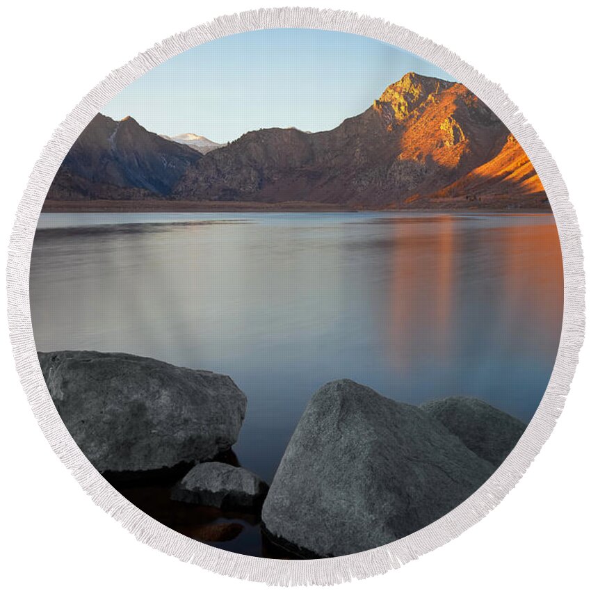 Landscape Round Beach Towel featuring the photograph Serenity by Jonathan Nguyen