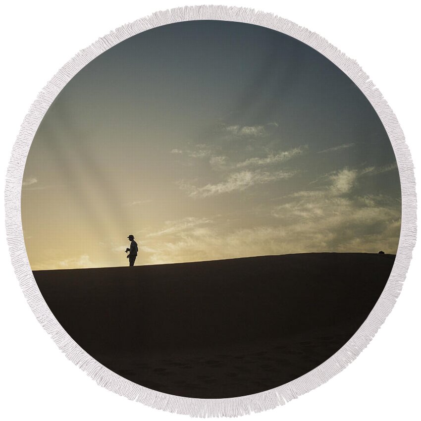 Sahara Round Beach Towel featuring the photograph Silhouette in the Sahara by Patricia Hofmeester