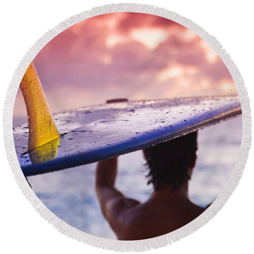 Sunset Round Beach Towel featuring the photograph Single Fin Surfer by Sean Davey