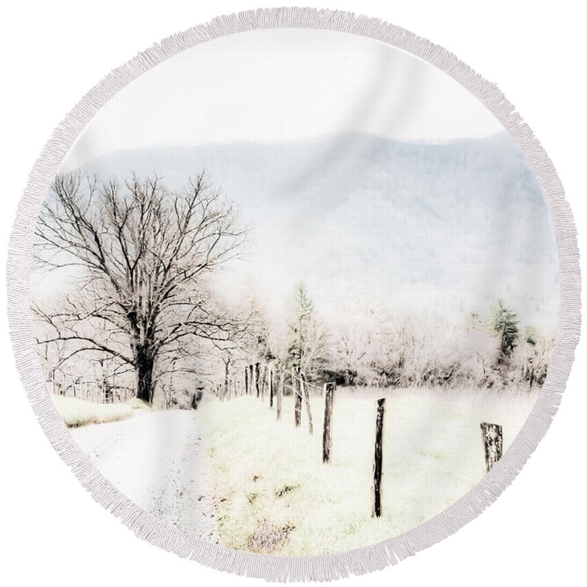Cades Cove Round Beach Towel featuring the painting Sparks Lane by Lynne Jenkins