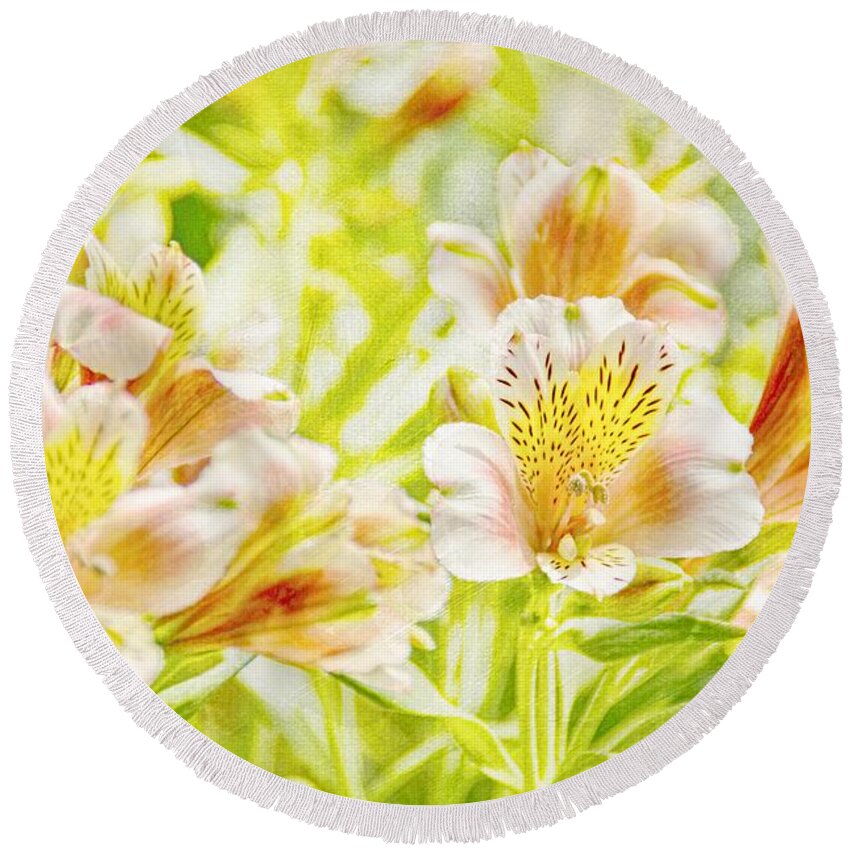 Flower Round Beach Towel featuring the photograph Spring Sunshine by Peggy Hughes