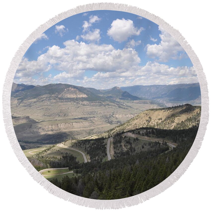 Valley Round Beach Towel featuring the photograph Starlight Basin by Frank Madia