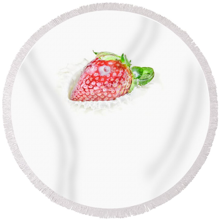 Berry Round Beach Towel featuring the photograph Strawberry in Milk by Peter Lakomy