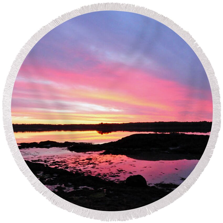 Sunrise Round Beach Towel featuring the photograph Sunrise in Maine by Glenn Gordon