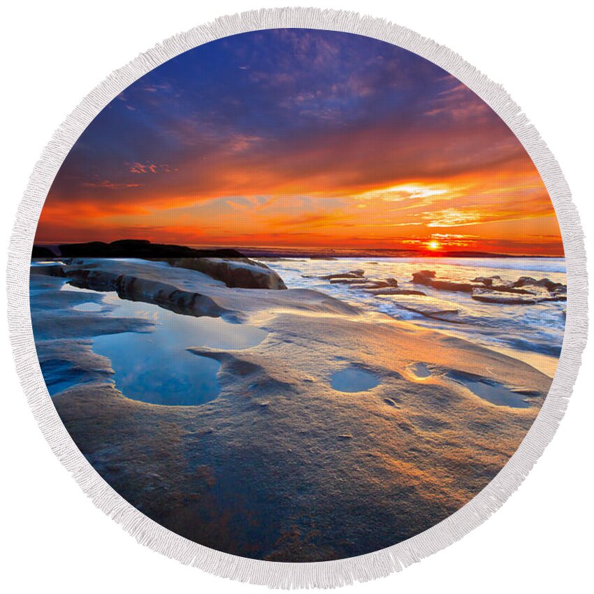 Seascape Round Beach Towel featuring the photograph Sunset in San Diego by Ben Graham