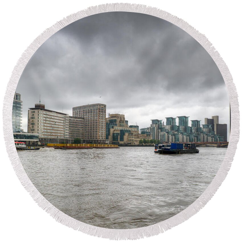 River Thames Round Beach Towel featuring the photograph Thames riverboat by Gary Eason
