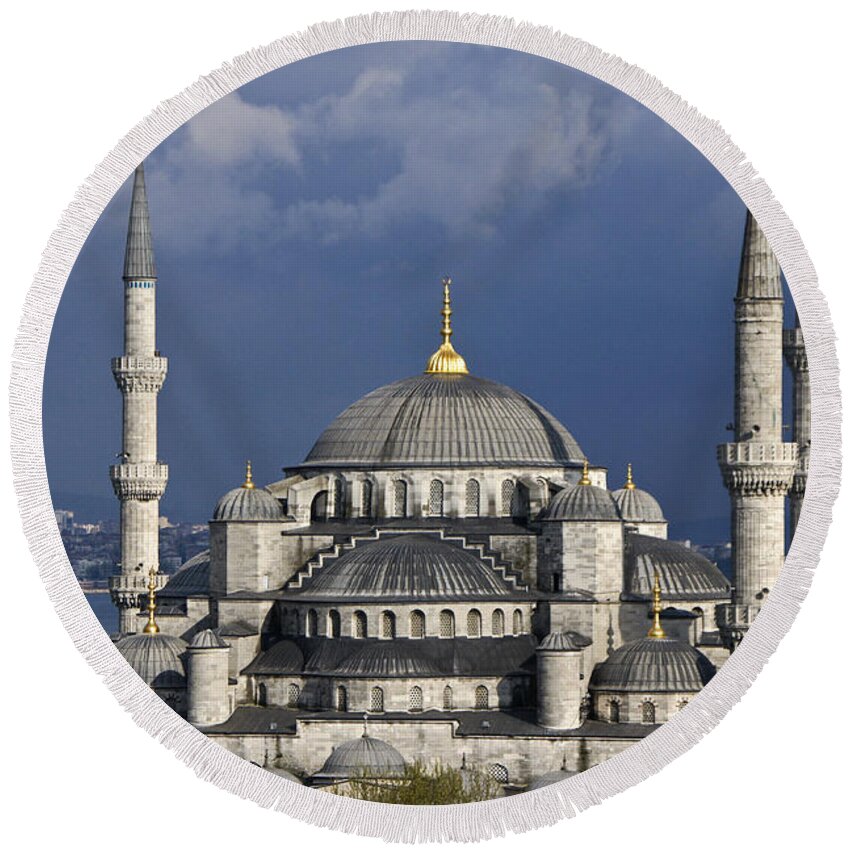 Europe Round Beach Towel featuring the photograph The Blue Mosque in Istanbul by Michele Burgess