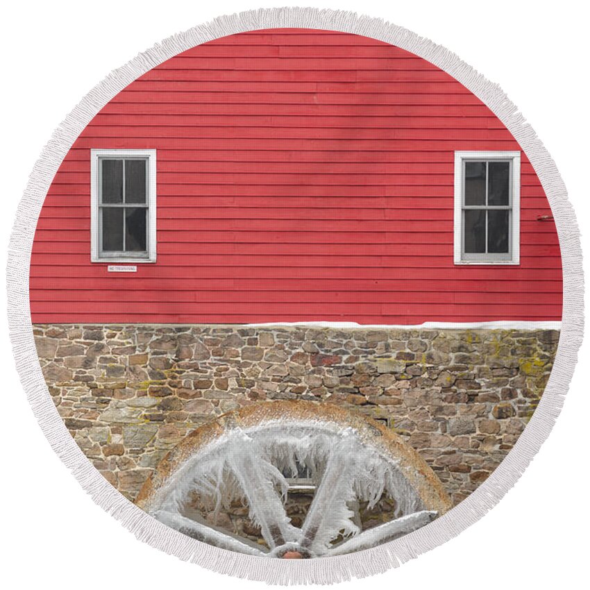 Mill Round Beach Towel featuring the photograph The Frozen Wheel by Mark Rogers
