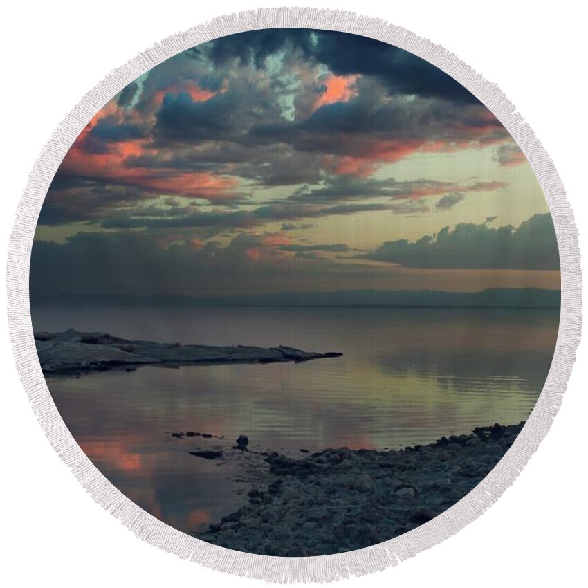 Salton Sea Round Beach Towel featuring the photograph The Heat of the Night by Laurie Search