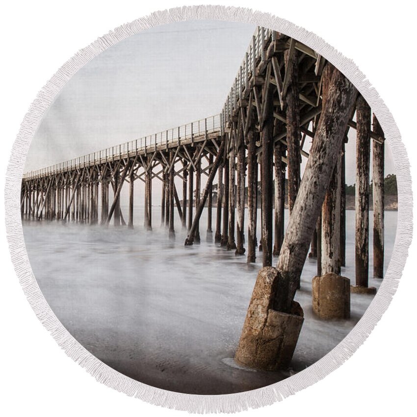 Big Sur Round Beach Towel featuring the photograph The Pier by George Buxbaum