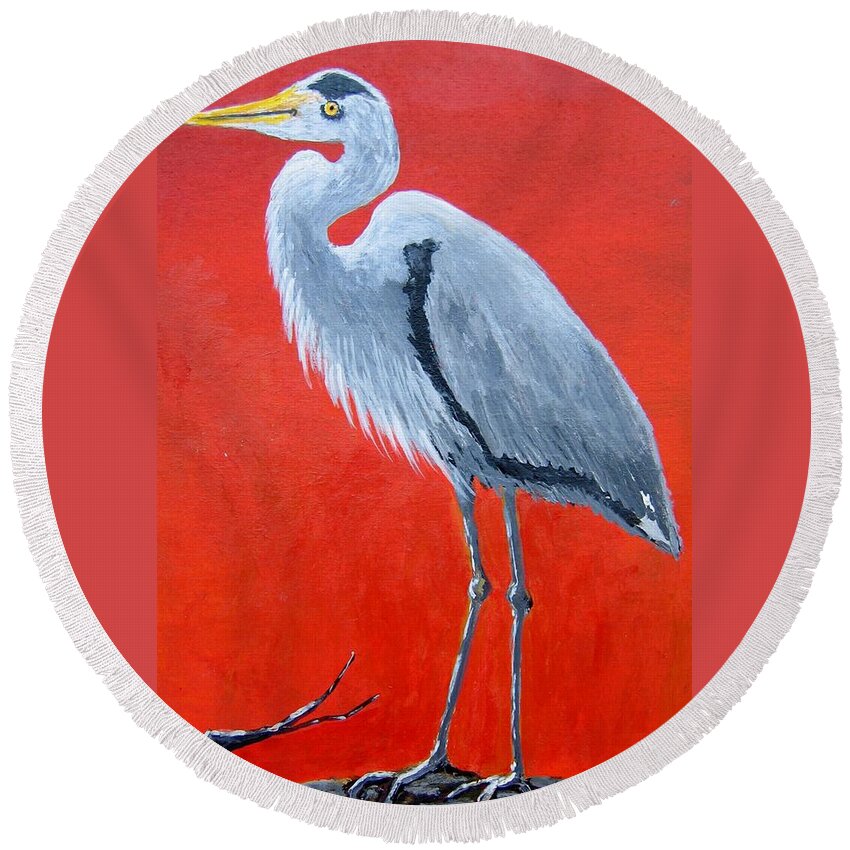 Egret Round Beach Towel featuring the painting The Watcher by Suzanne Theis