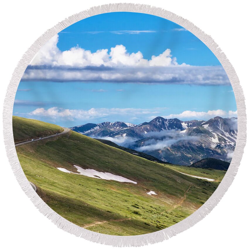 Rmnp Round Beach Towel featuring the photograph Trail Ridge Road in Rocky Mountain National Park by Ronda Kimbrow