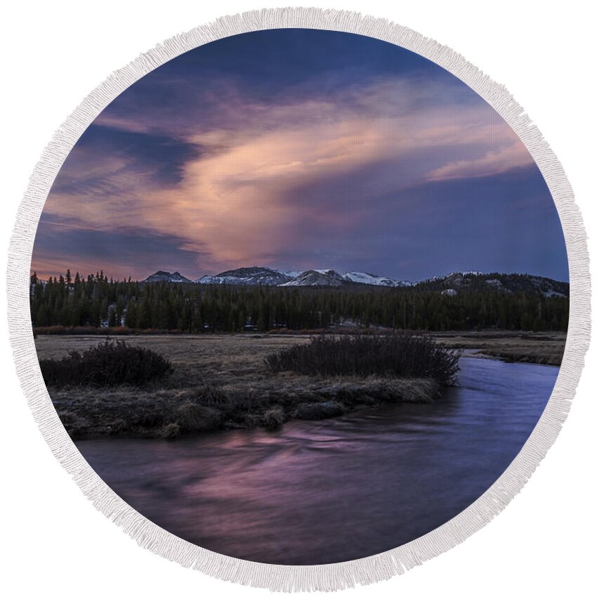 River Round Beach Towel featuring the photograph Tuolumne Meadows Sunset by Cat Connor